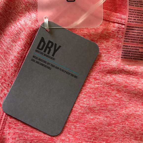 Gym shark crop top - Picture 3 of 5